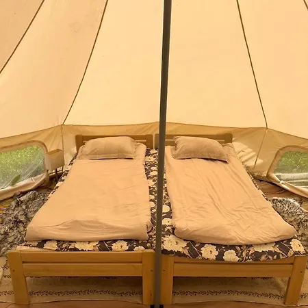 Vallimaee Glamping Otepaeae Luxussátor Magestiku